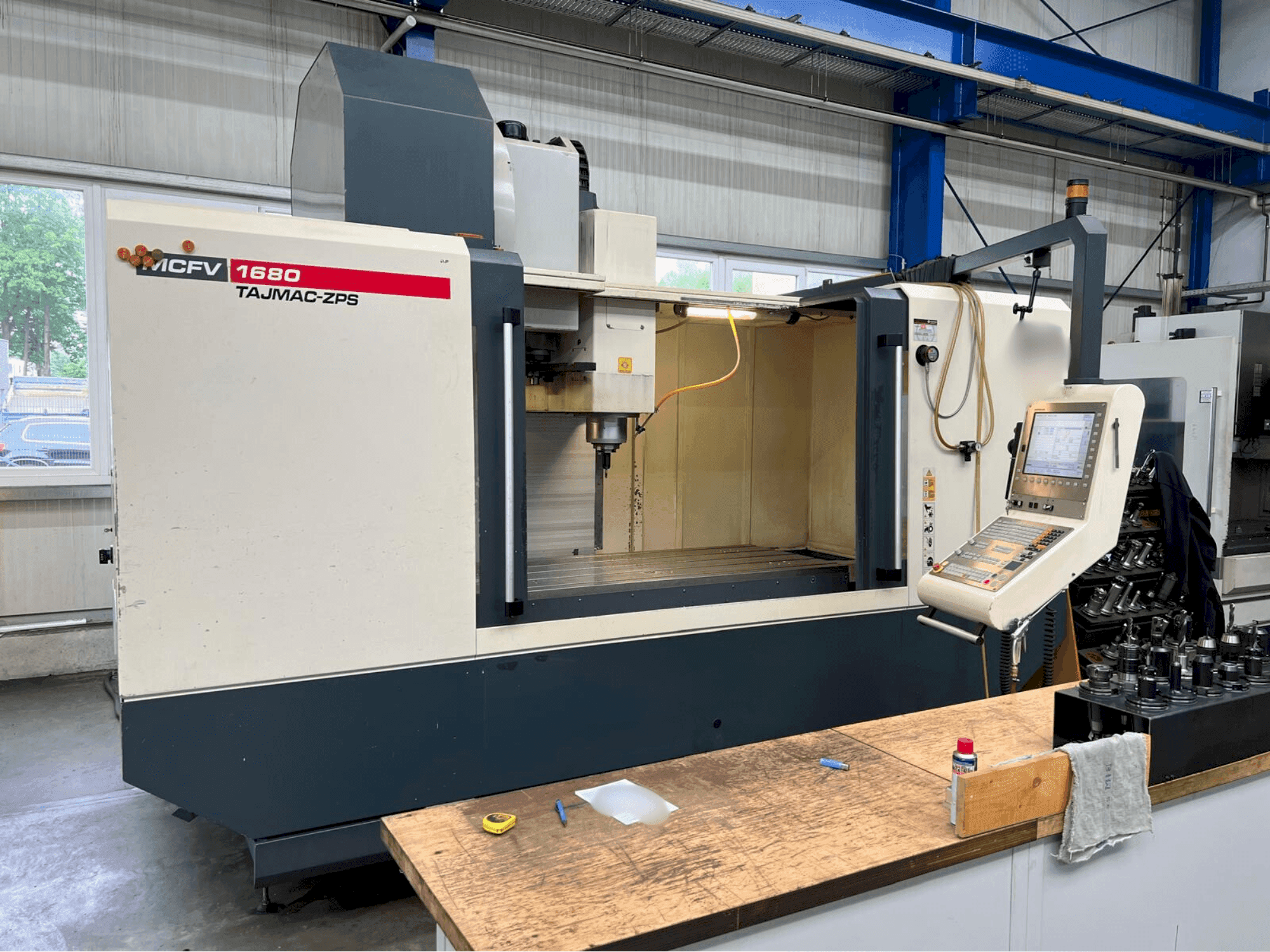 Koneen  TAJMAC-ZPS MCFV 1680 etunäkymä