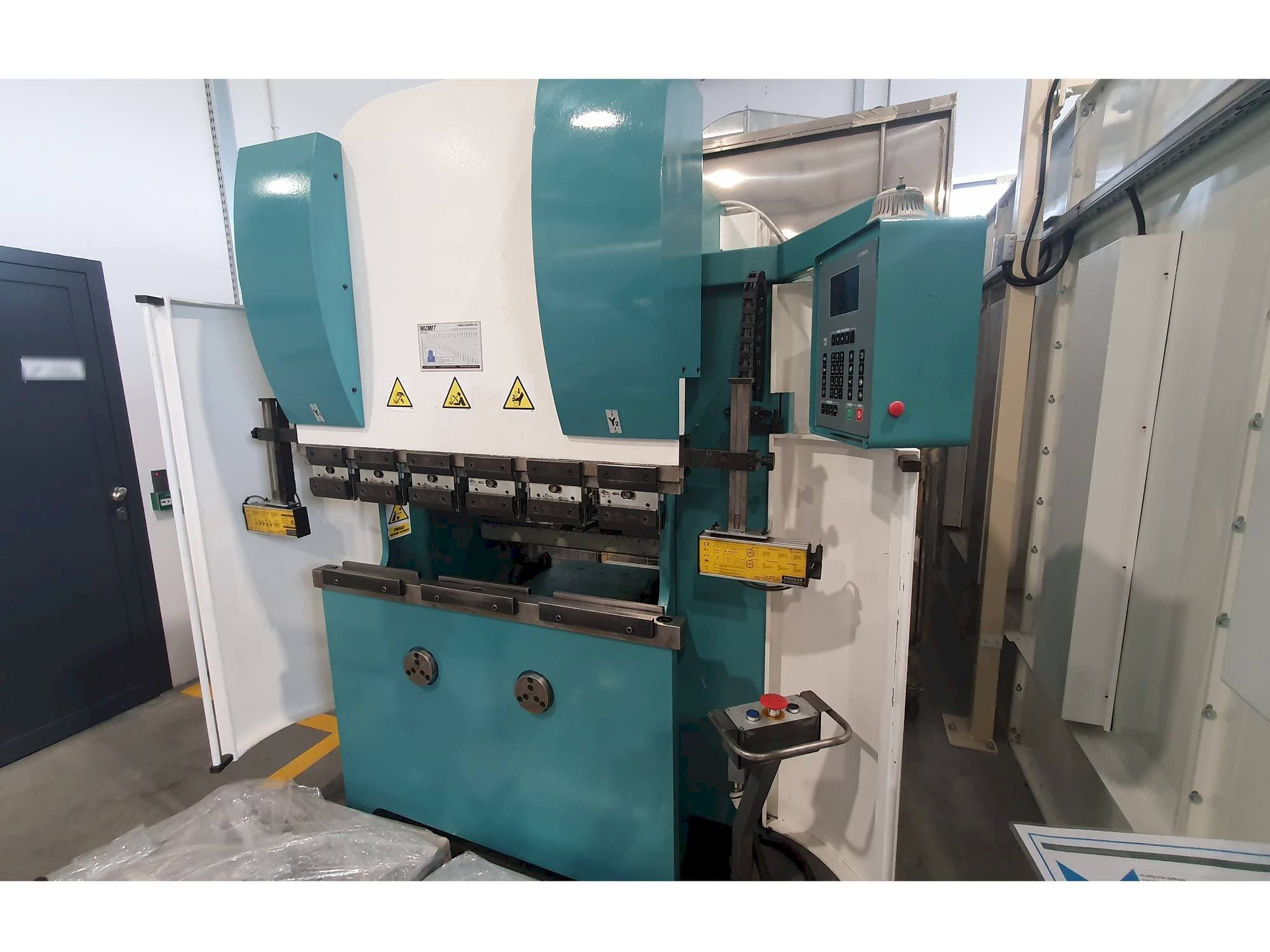 Koneen  Vimercati PHSY 30X1250 etunäkymä