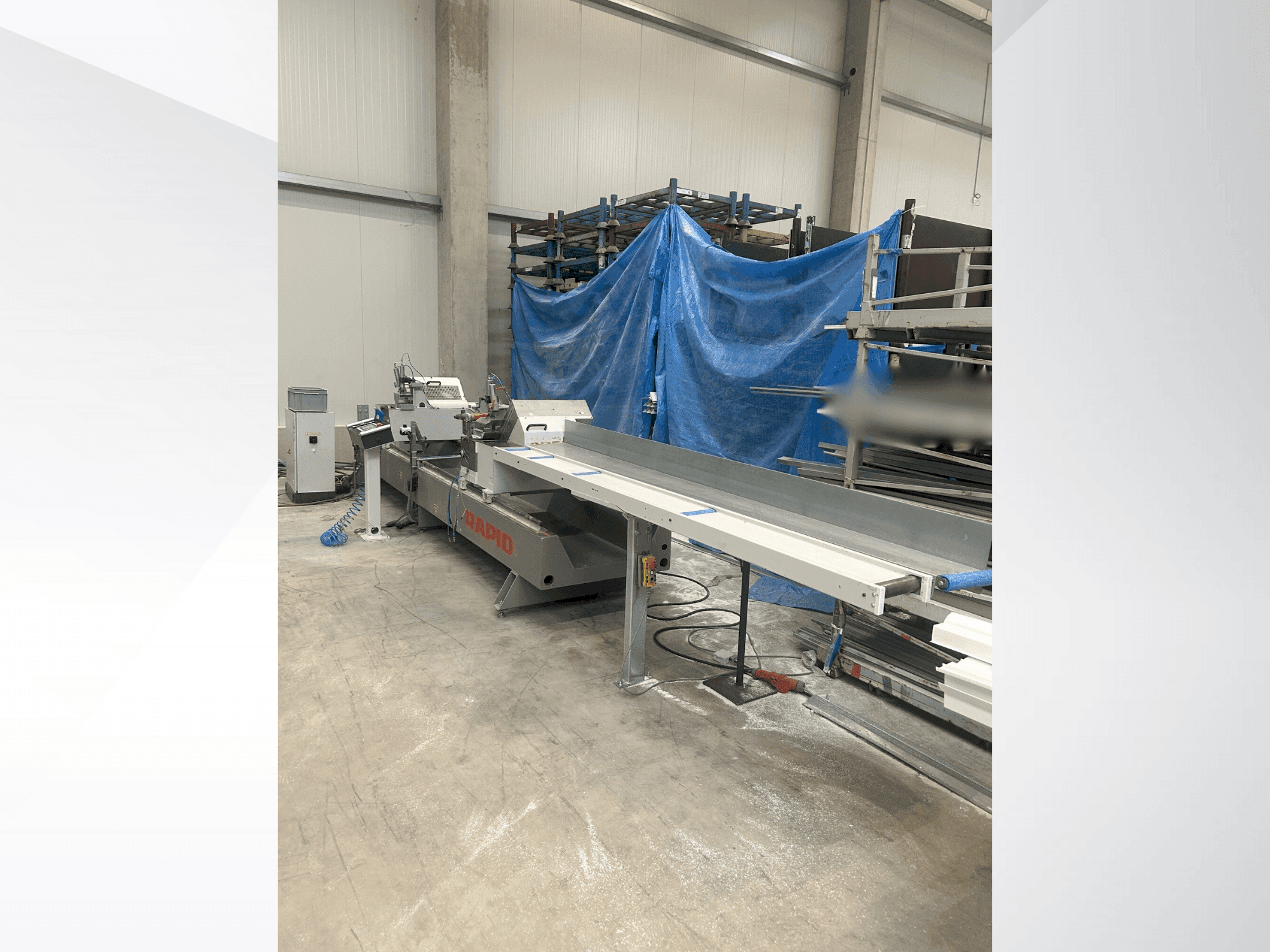 Koneen  RAPID DGL 200-E etunäkymä