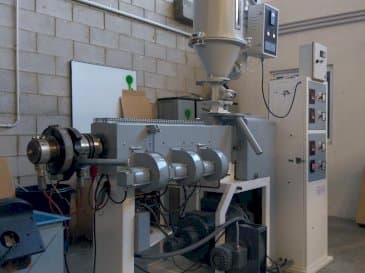 Koneen  Mateu & Solé EX 38 vasemman sivun näkymä