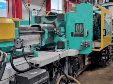 Koneen  Arburg 630 S 2500-1300 ECO etunäkymä