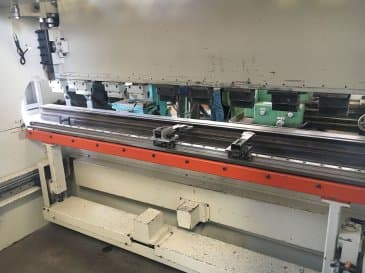 Koneen  ERMAKSAN työskentelytila CNC HAP 3100x80