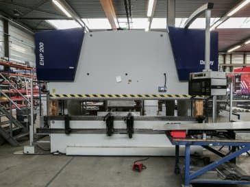 Koneen  Darley etunäkymä EHP-LS200.36/31