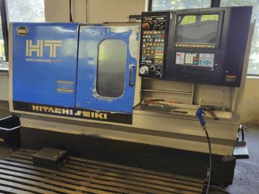 Koneen  HITACHI SEIKI HT 20SII etunäkymä