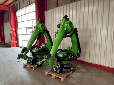 Koneen  KUKA KR 90 R3700 prime K etunäkymä