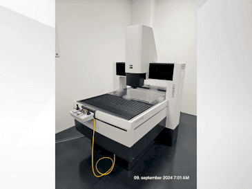 Koneen  ZEISS 0-inspect etunäkymä