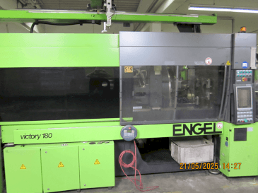 Koneen  Engel VC 330H/200el/180 Combi etunäkymä