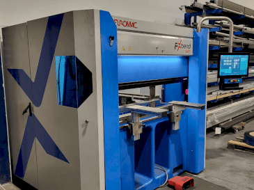 Koneen  Euromac FXbend 1547 etunäkymä