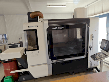 Koneen  DMG MORI DMC 1150 V etunäkymä