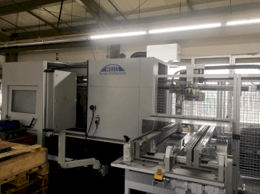 Koneen  WEISS Rundschleiftechnik K52 etunäkymä