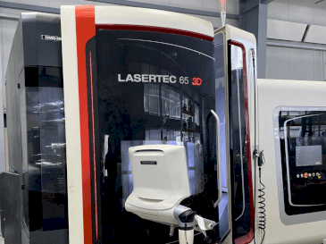 Koneen DMG MORI LASERTEC 65 3D Hybrid etunäkymä