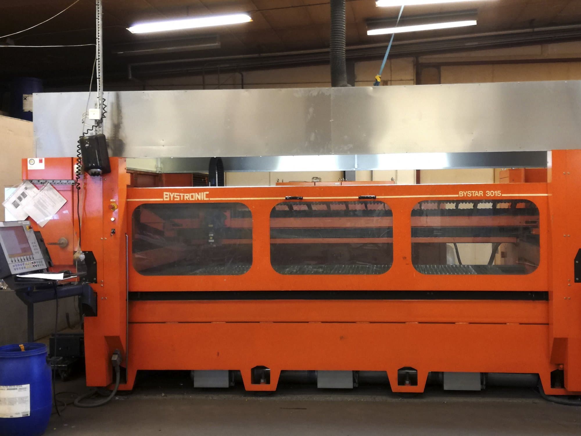 Koneen  Bystronic etunäkymäBystar 3015