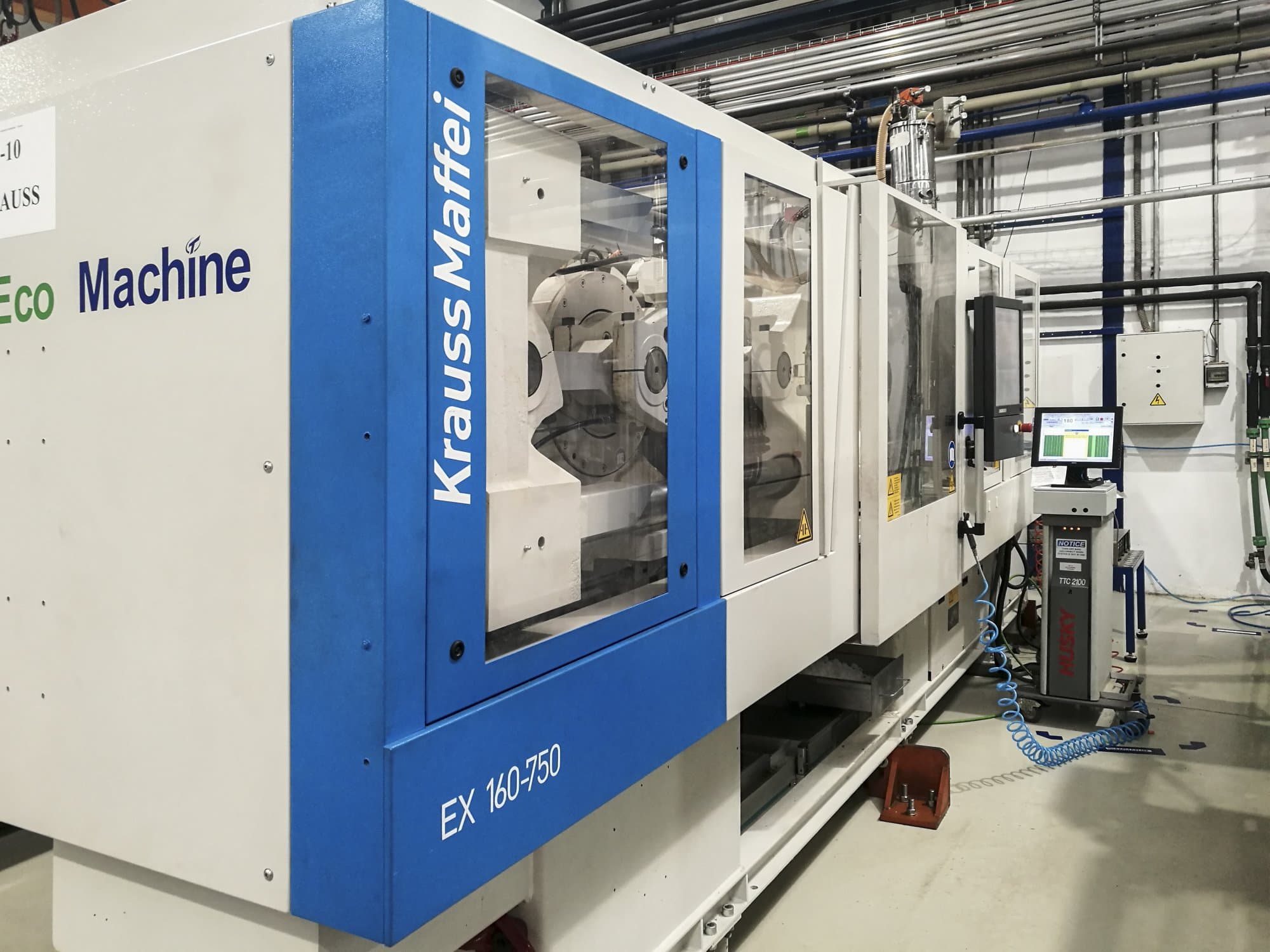 Koneen Krauss Maffei vasen näkymä160-750 EX