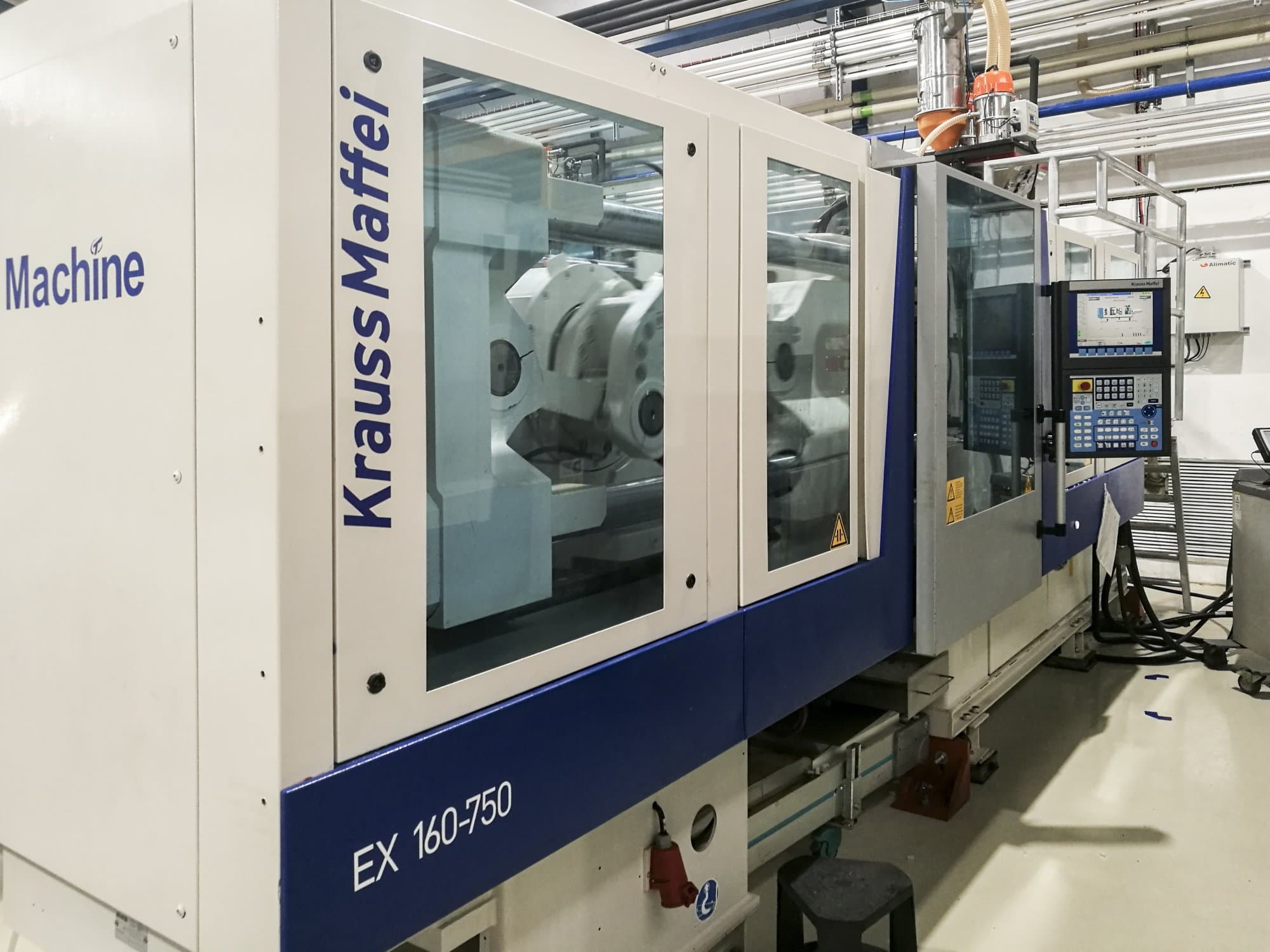 Koneen Krauss Maffei vasen näkymä160-750 EX