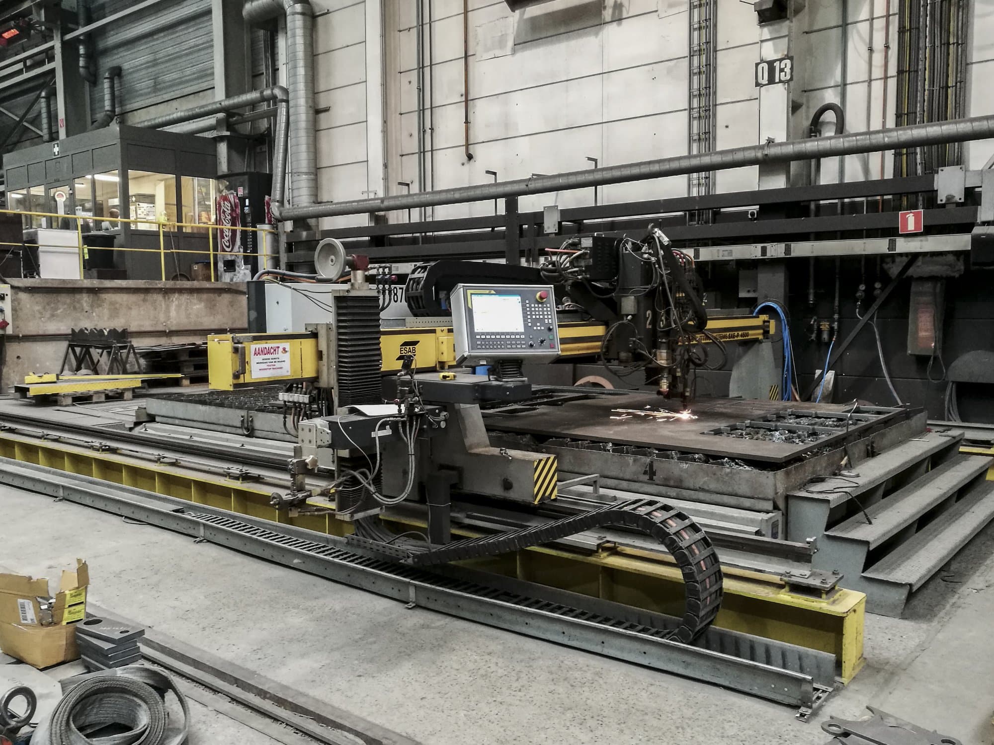 Koneen ESAB oikea näkymäSUPRAREX SXE-P 4500