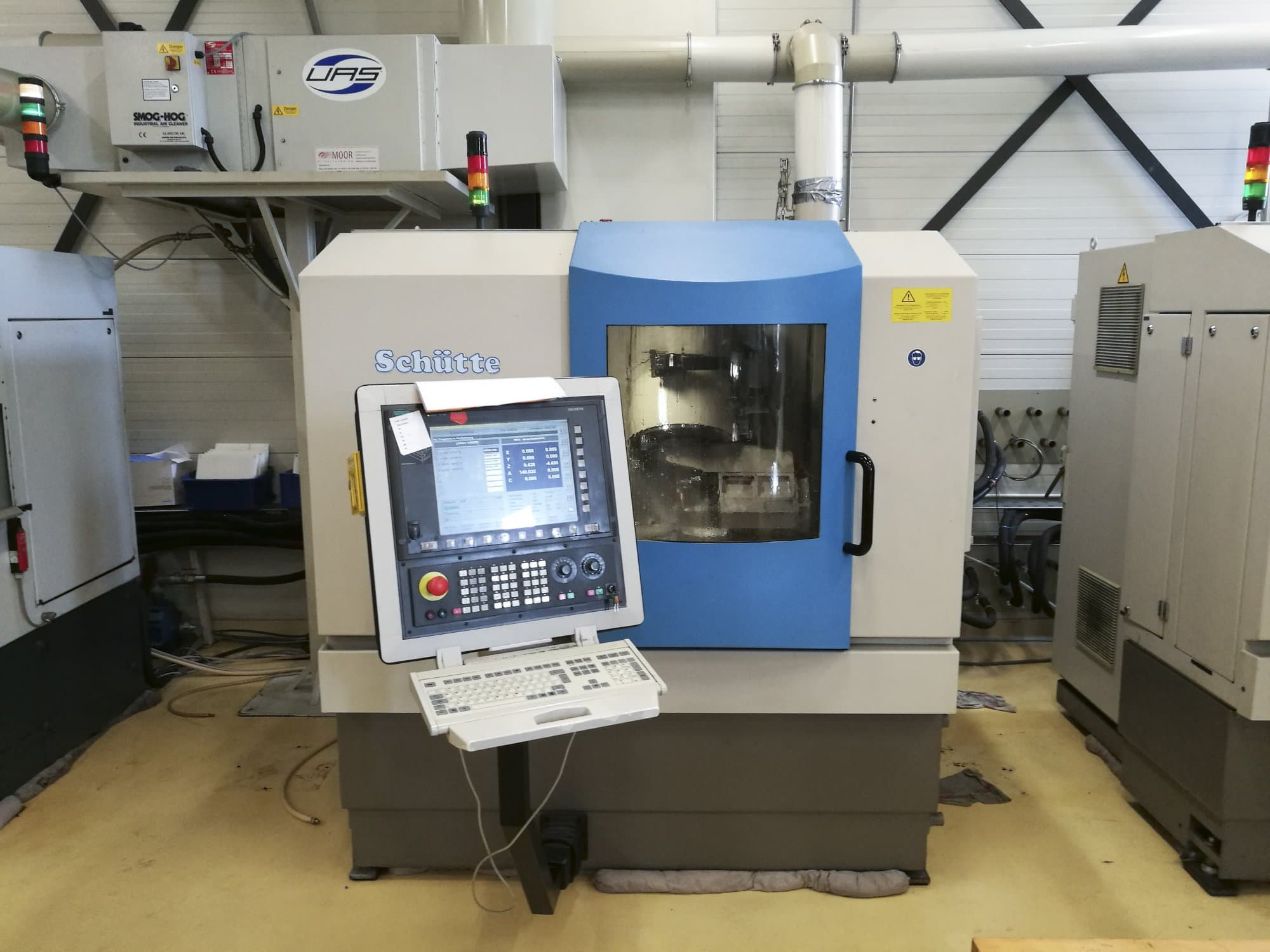 Koneen  Schuette etunäkymäWU305L