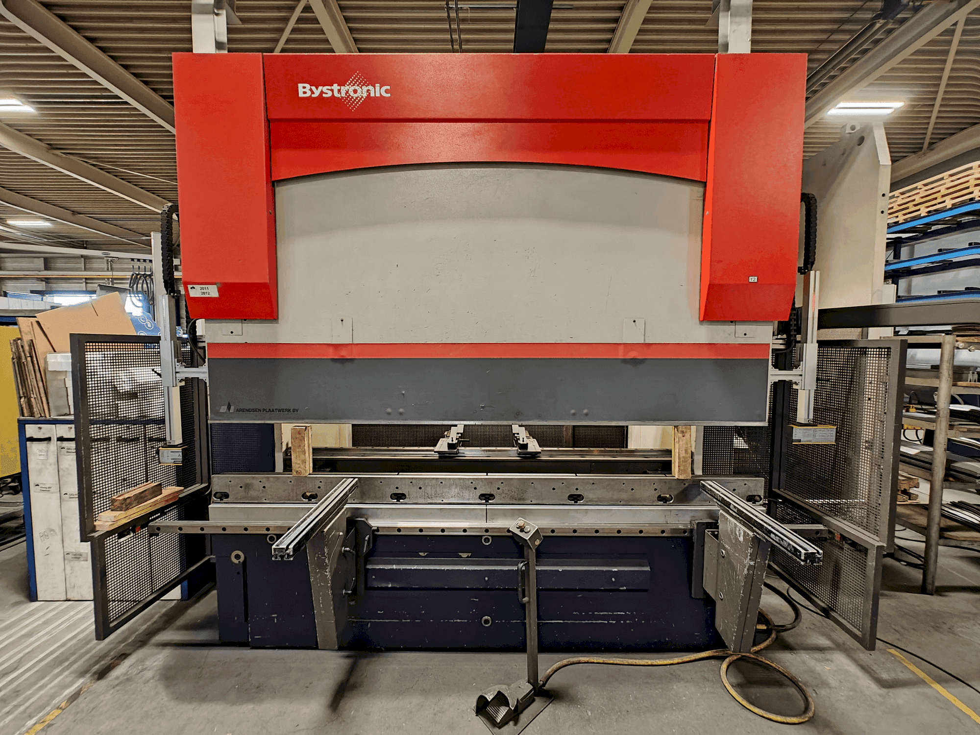 Koneen Bystronic PR 100x3100 etunäkymä