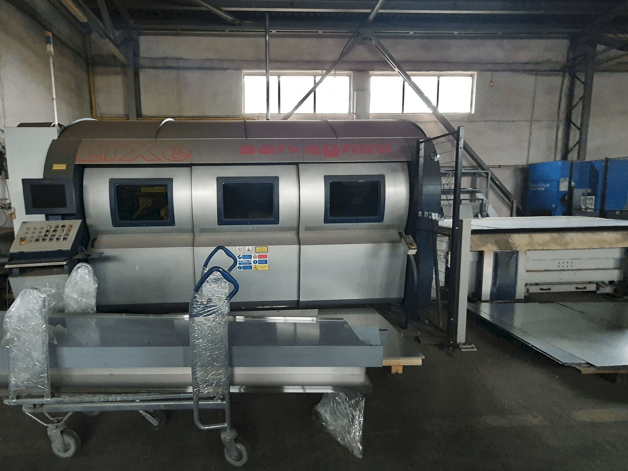 Koneen Salvagnini L1X etunäkymä