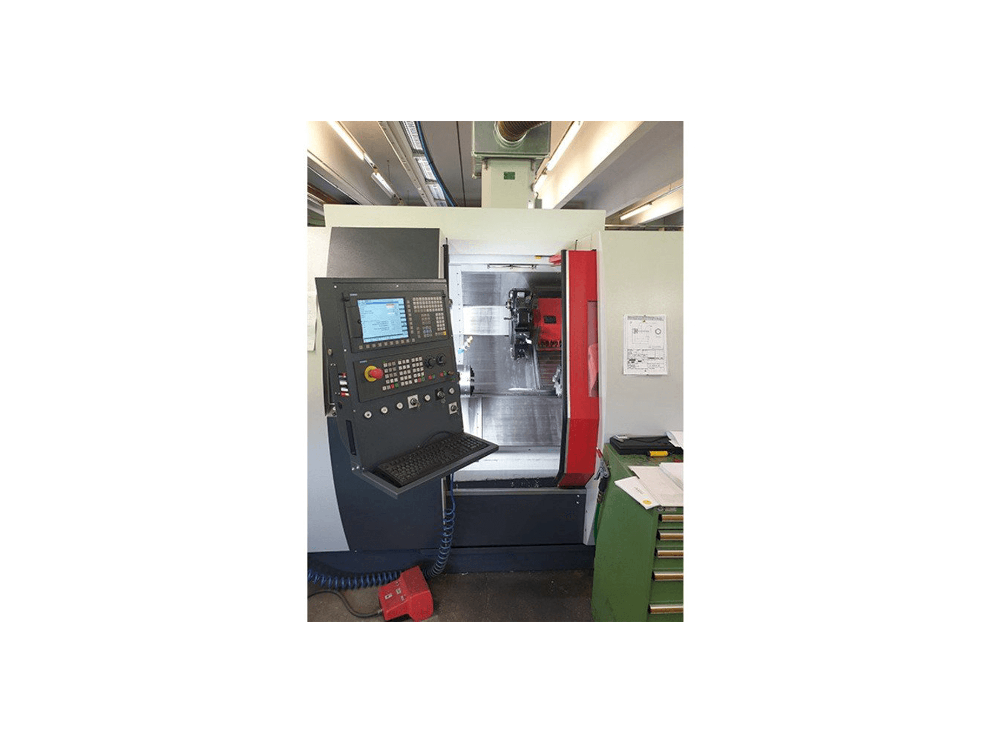 Koneen EMCO Turn E 65 etunäkymä