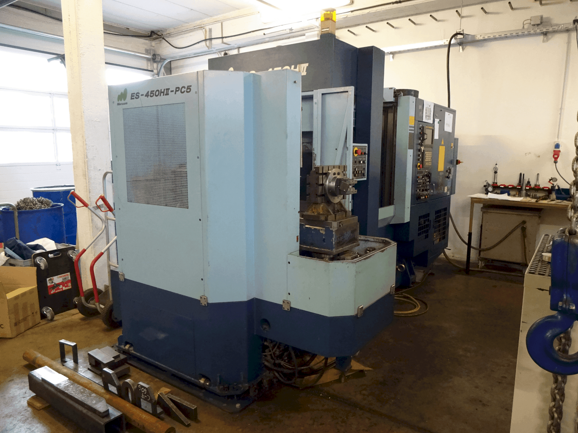 Koneen Matsuura ES-450HII PC5 etunäkymä