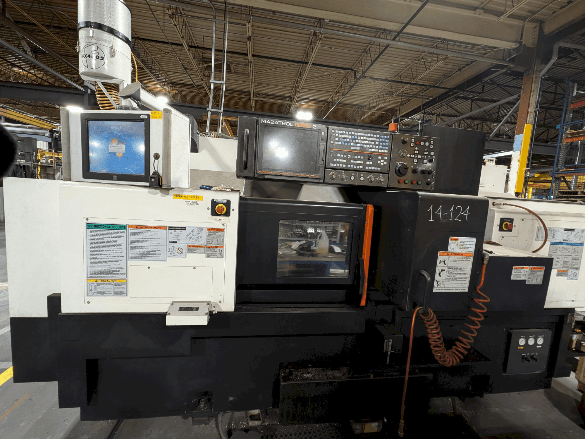 Koneen Mazak Multiplex 6300-II Y etunäkymä