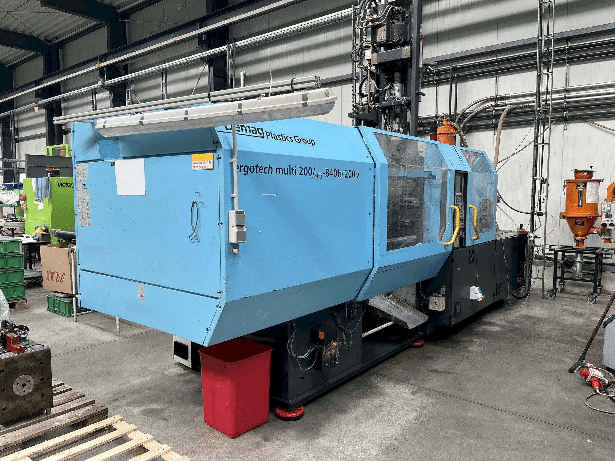 Koneen DEMAG Ergotech multi 200/560 - 840h/200V etunäkymä