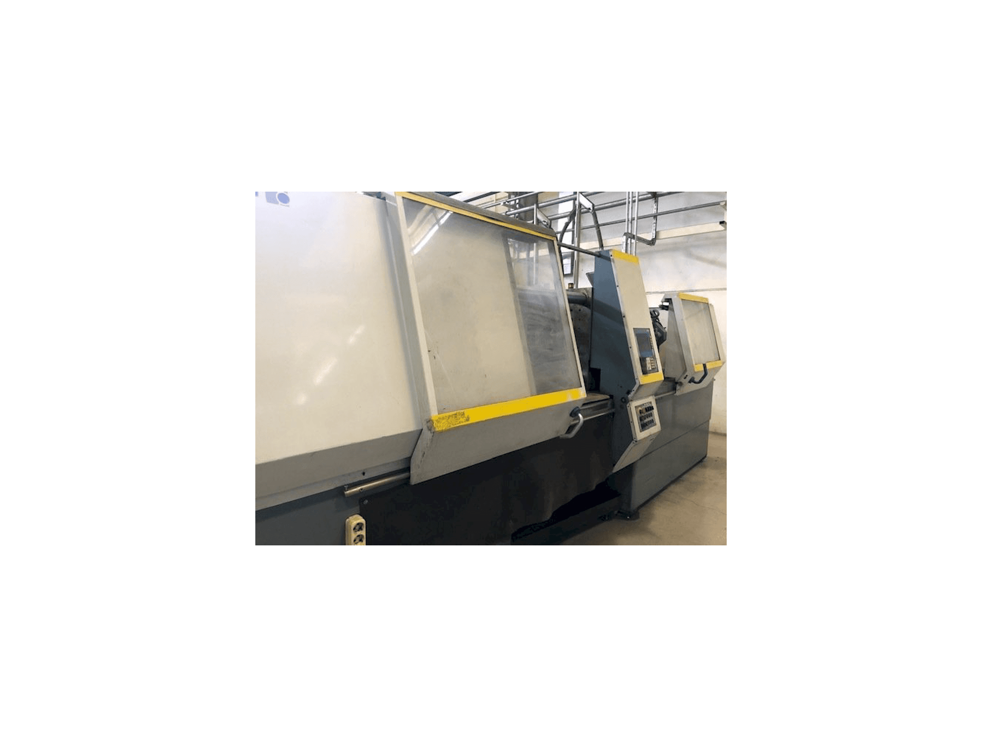 Koneen Battenfeld BA 1300/630 CDC etunäkymä