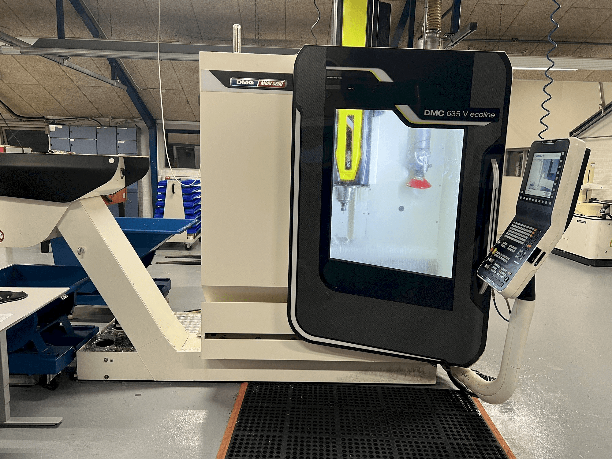 Koneen DMG Mori Seiki DMC 635 V ECOLINE etunäkymä