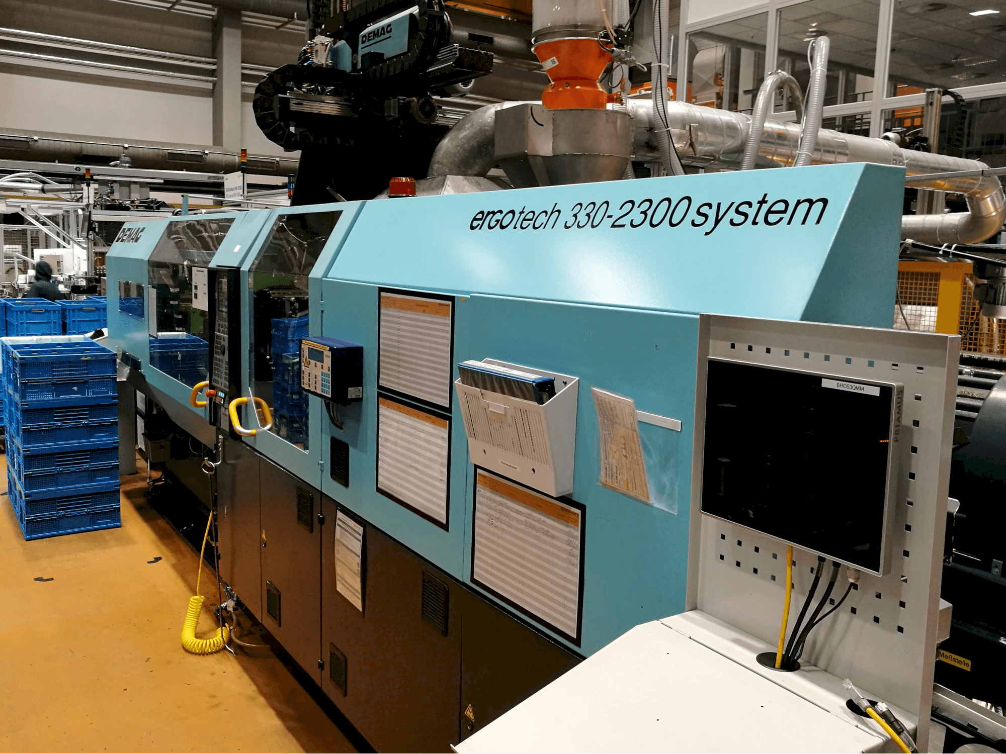 Koneen DEMAG oikea näkymä Ergotech 330-2300