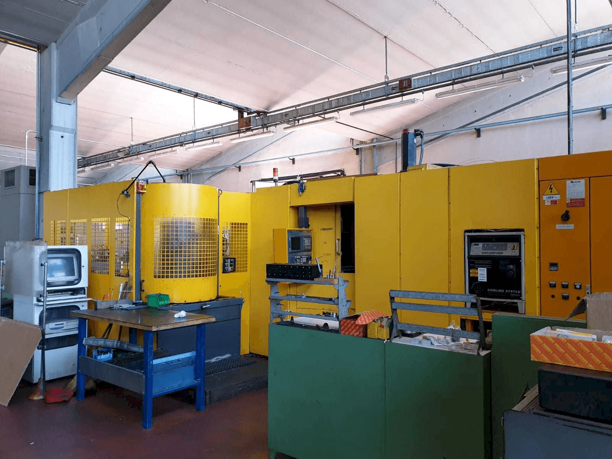 Koneen Mandelli Thunder 500 etunäkymä