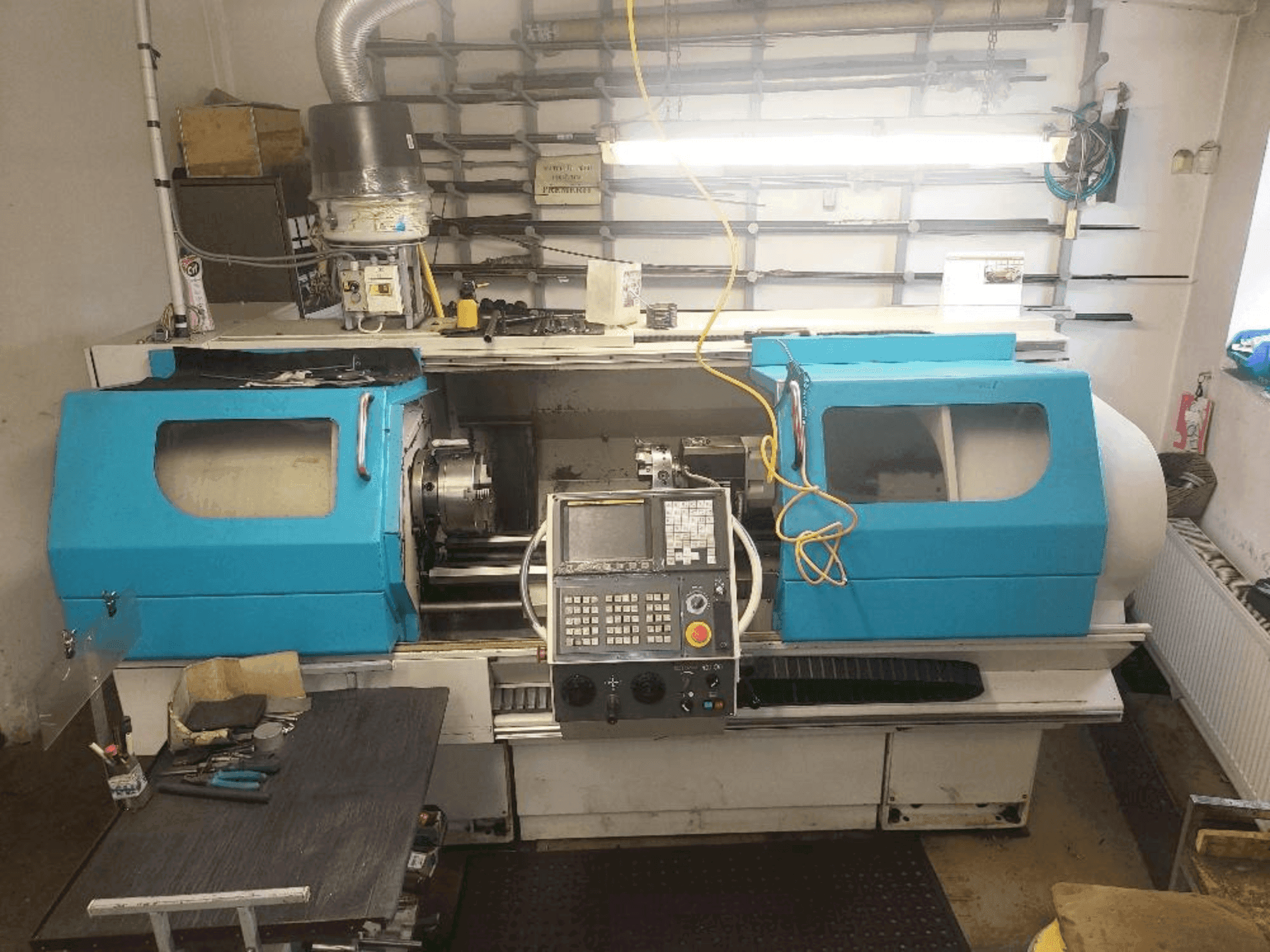 Koneen 600 Lathes Multiturn 2000 etunäkymä
