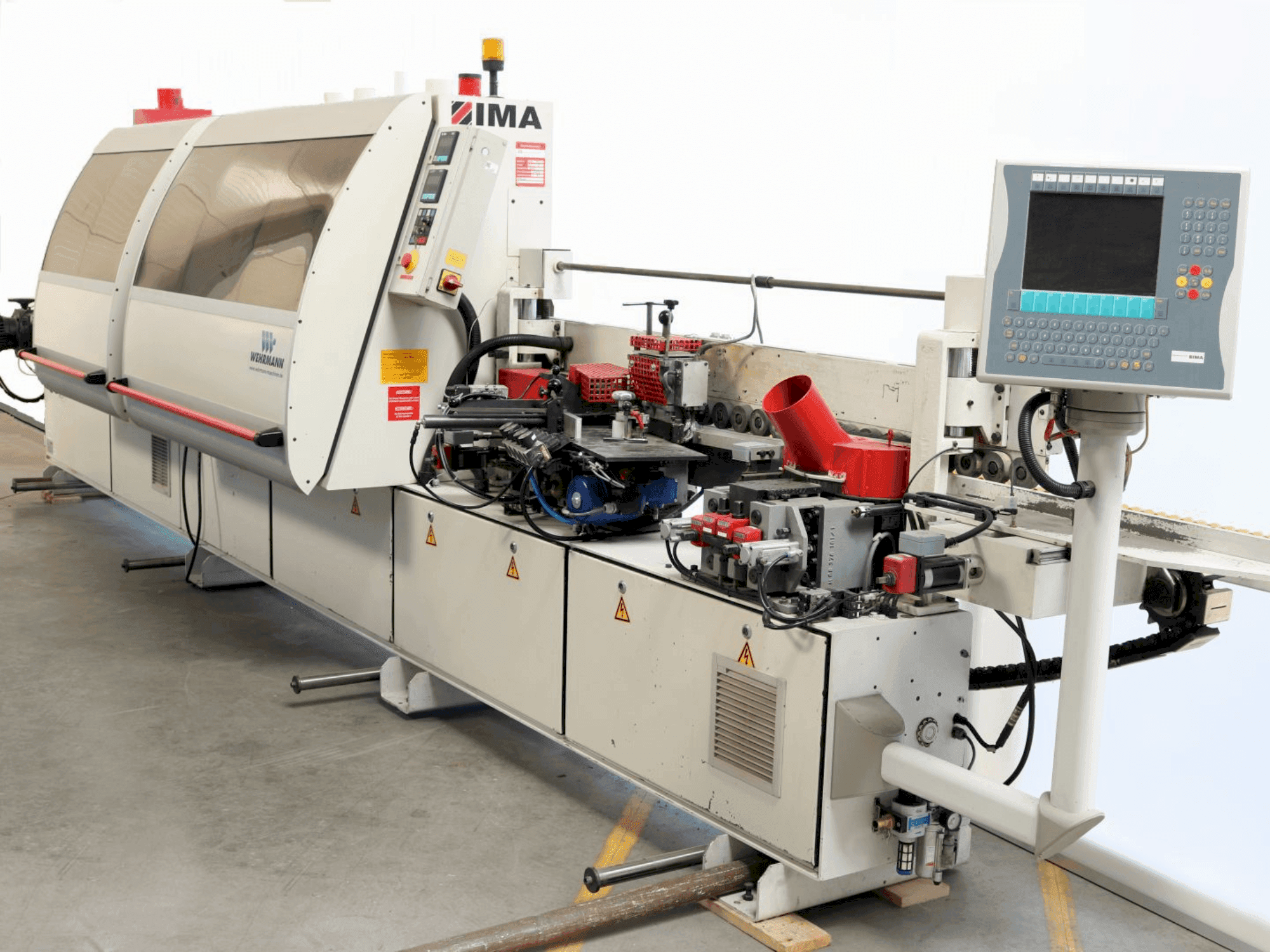 Koneen IMA COMPACT PC-6220 F etunäkymä