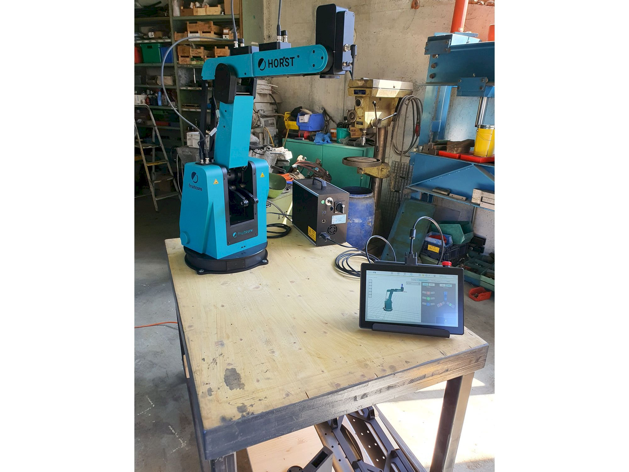 Koneen Fruitcore Horst 900 etunäkymä