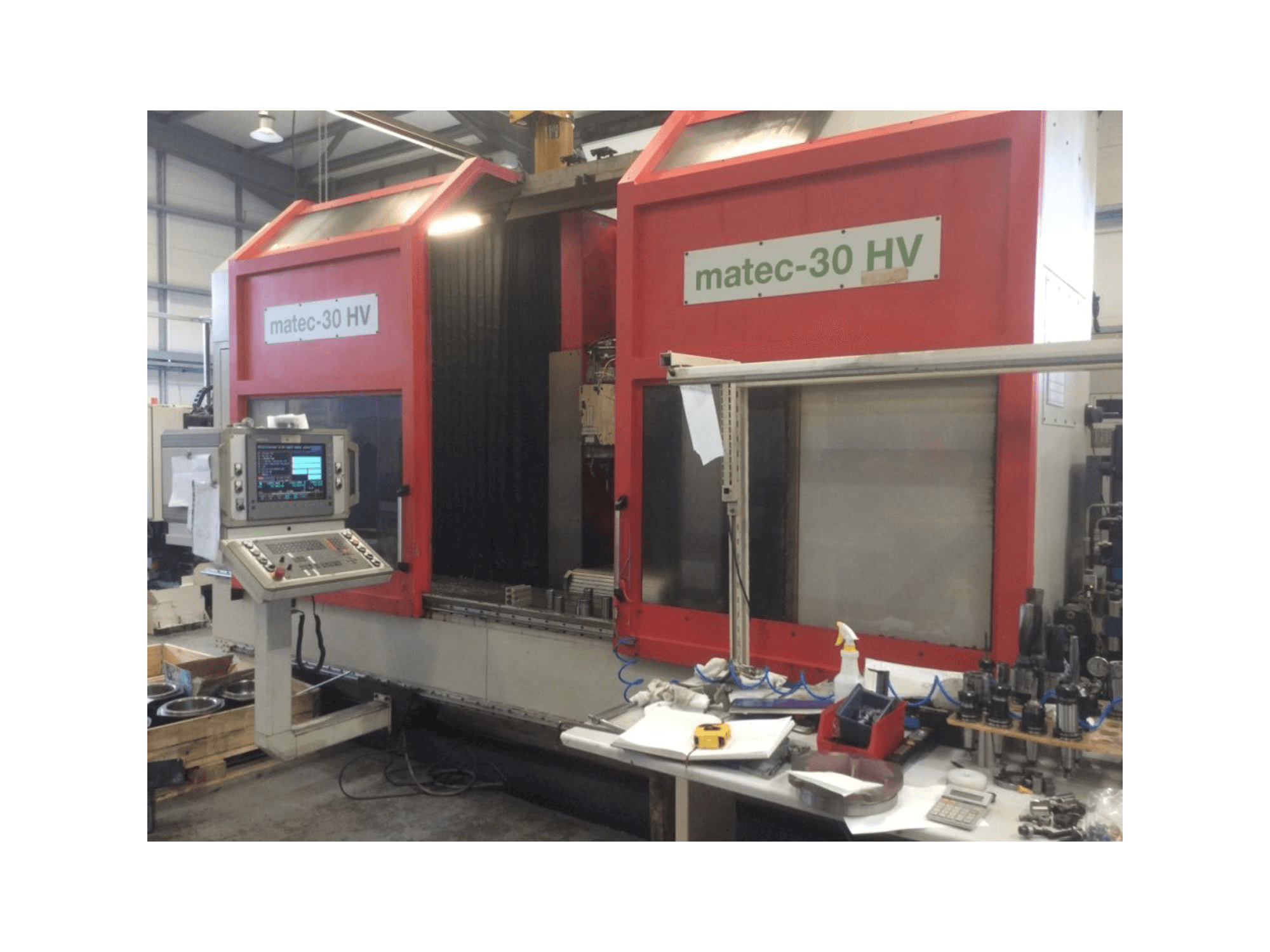Koneen Matec 30 HV etunäkymä