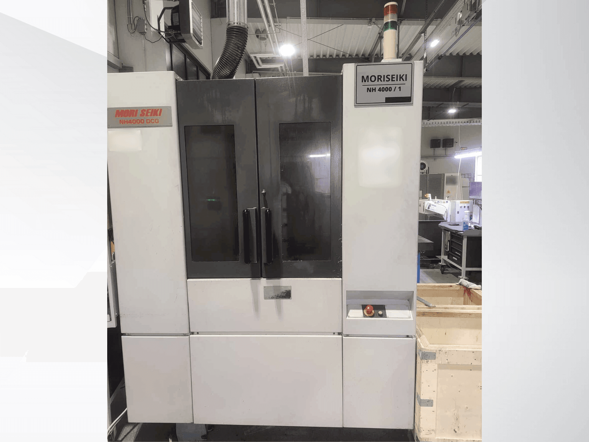 Koneen  MORI SEIKI NH 4000 DCG etunäkymä
