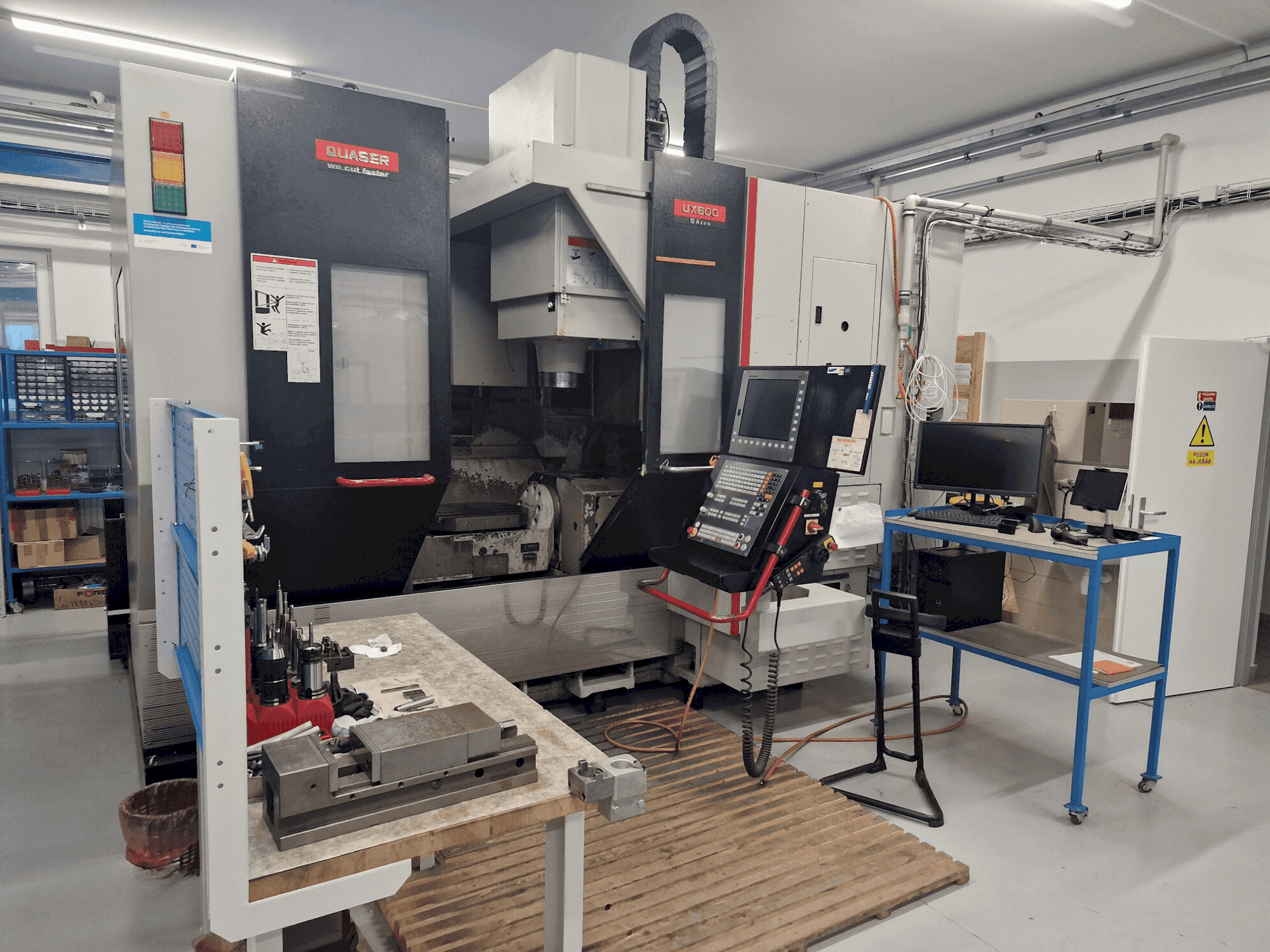 Koneen Quaser UX600/15C etunäkymä