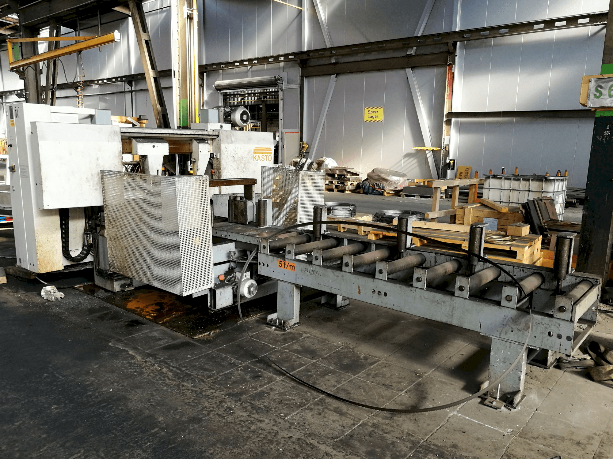 Koneen KASTO oikea näkymä HBA 420 AU