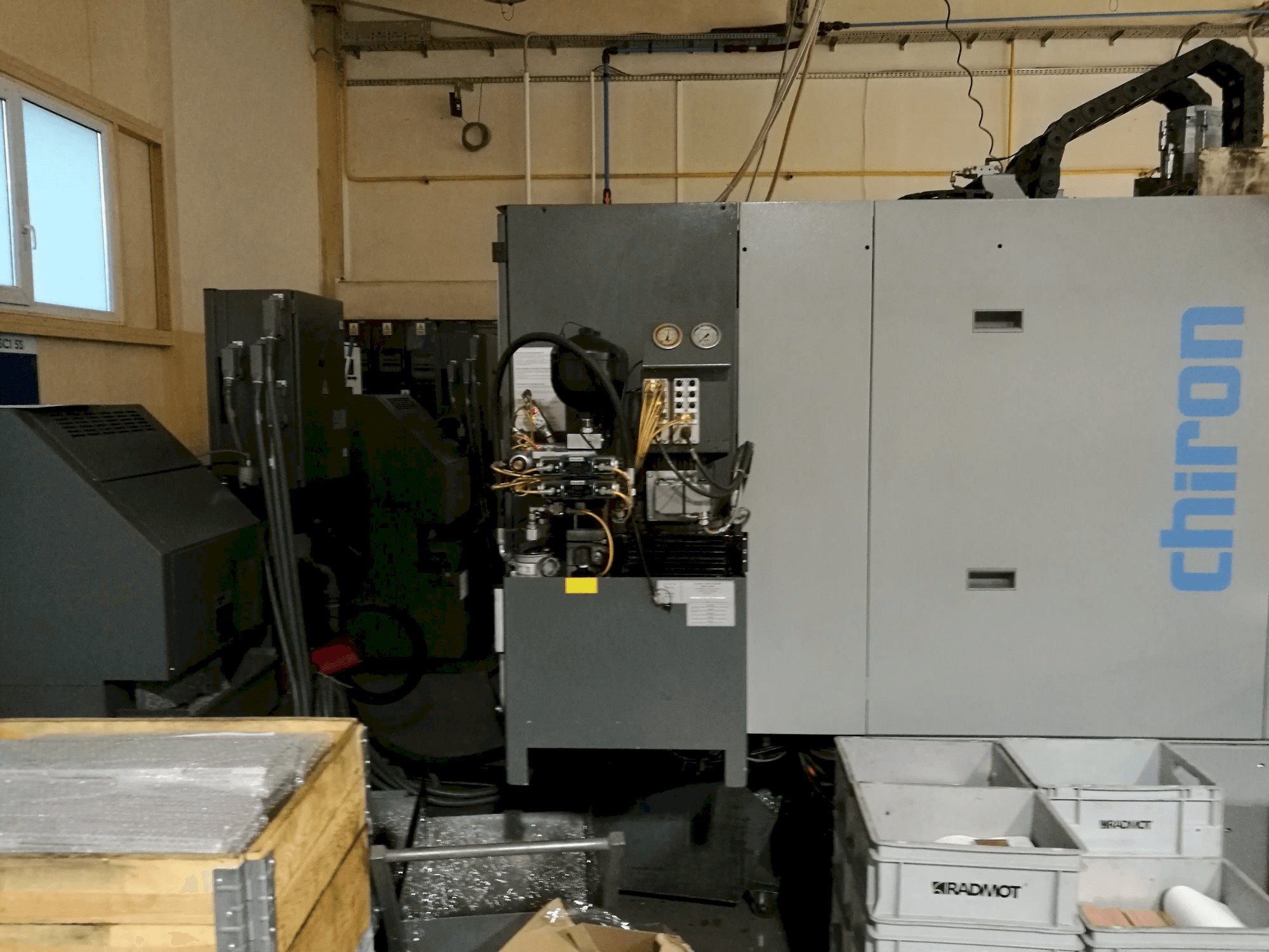 Koneen CHIRON FZ 12 KS etunäkymä