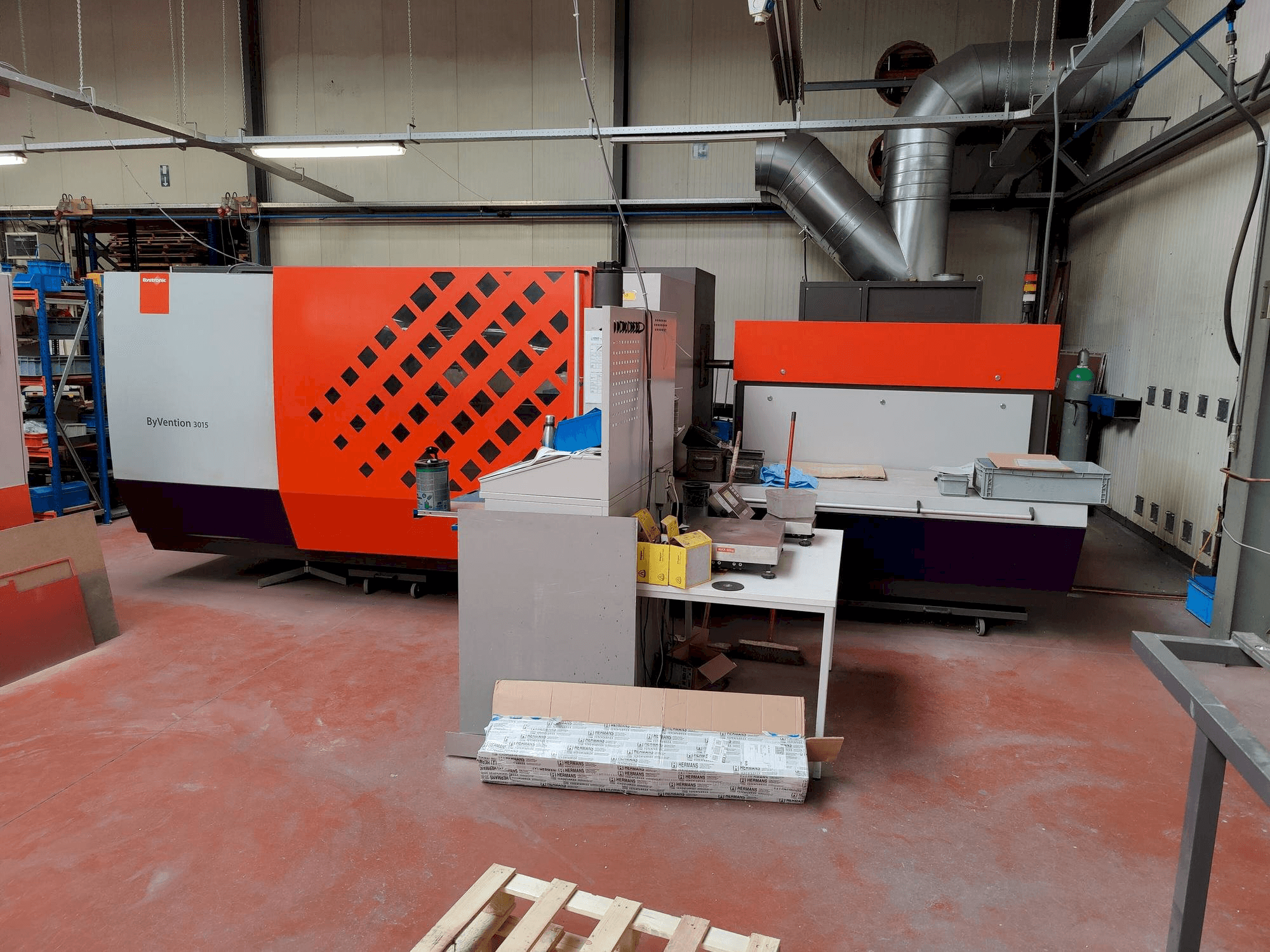 Koneen Bystronic ByVention 3015 etunäkymä