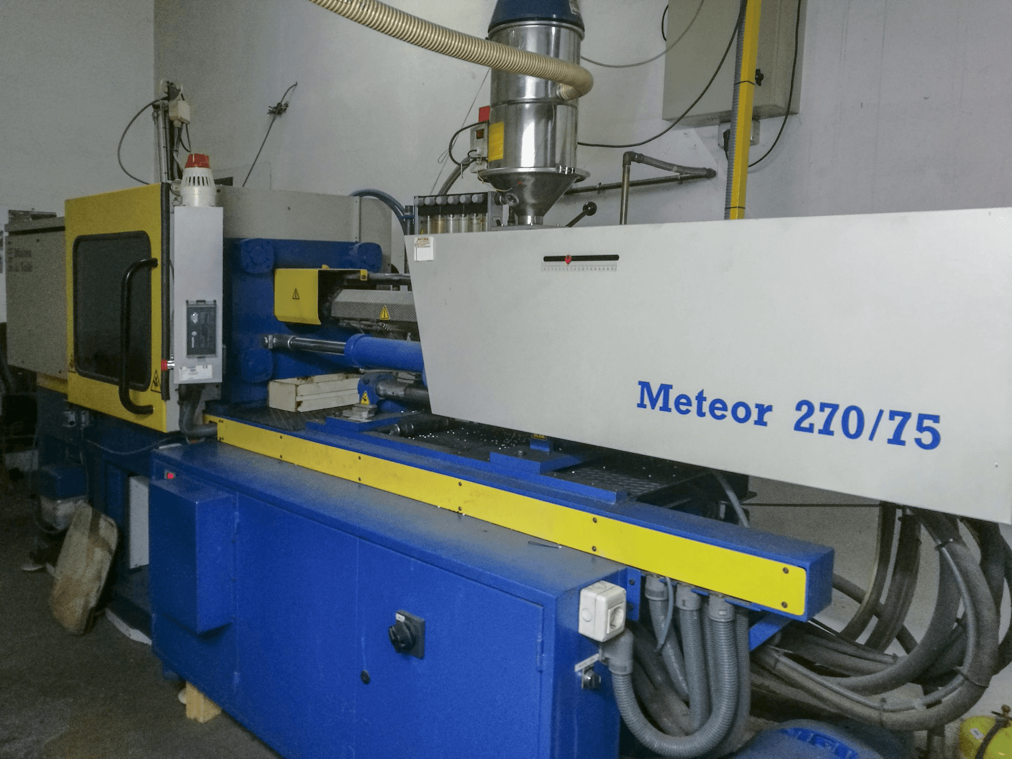 Koneen 1 Mateu & Solé oikea näkymä Meteor 270/75