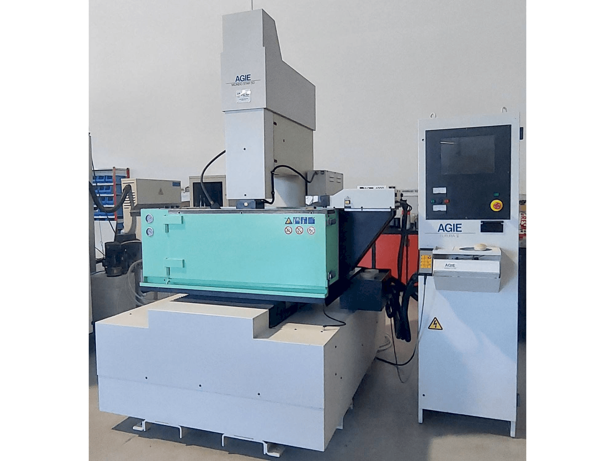 Koneen AGIE MONDO STAR 50 etunäkymä