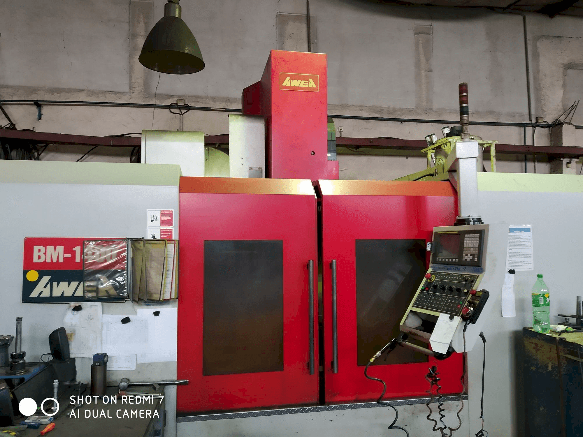 Koneen AWEA BM-1400 etunäkymä