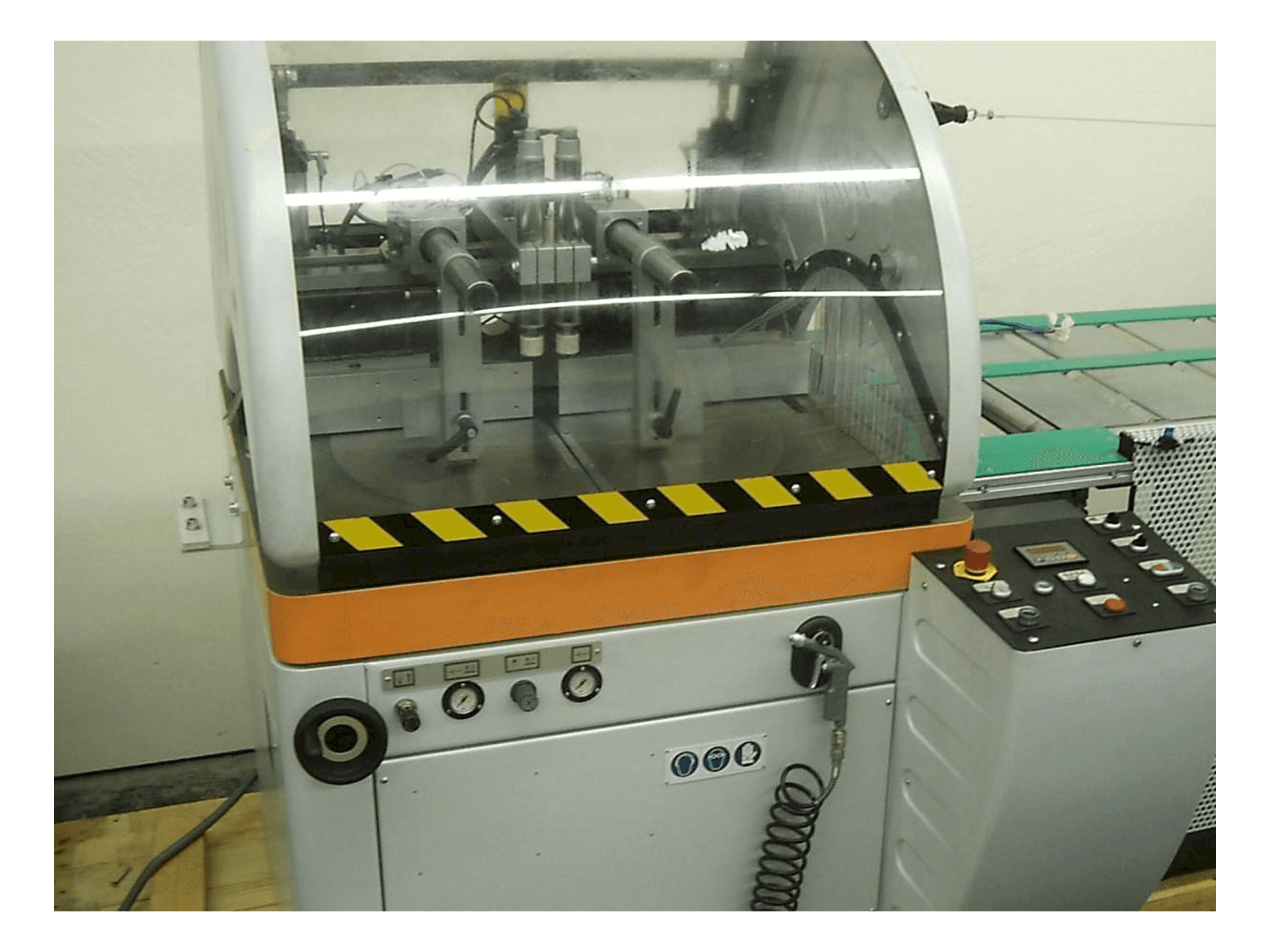 Koneen KASTO alu U 20 etunäkymä