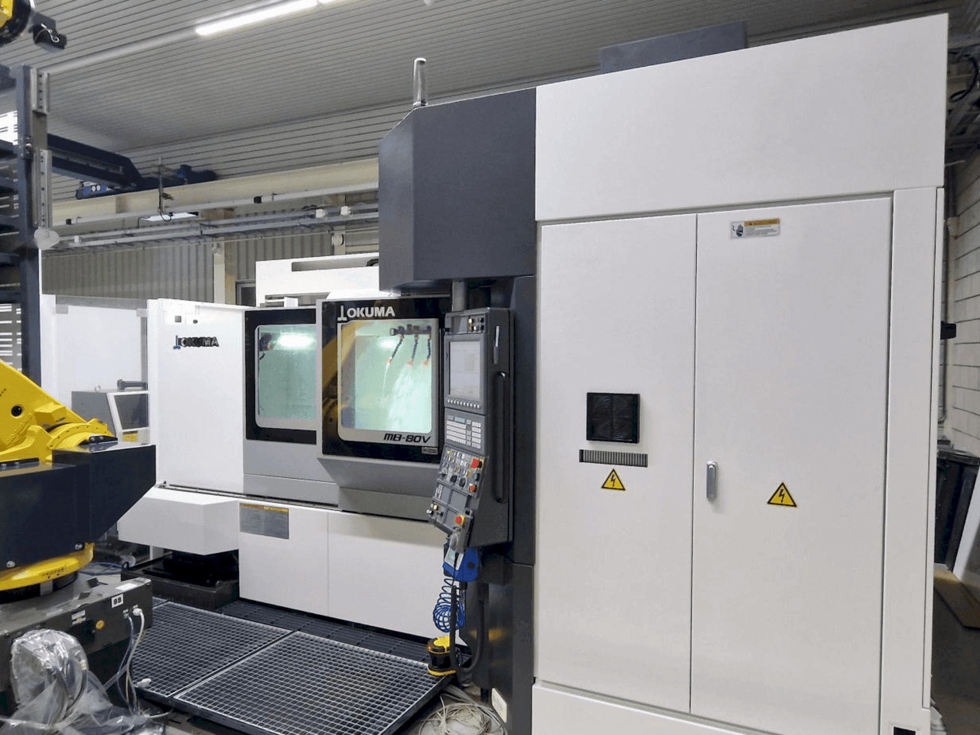 Koneen Okuma MB 80V etunäkymä