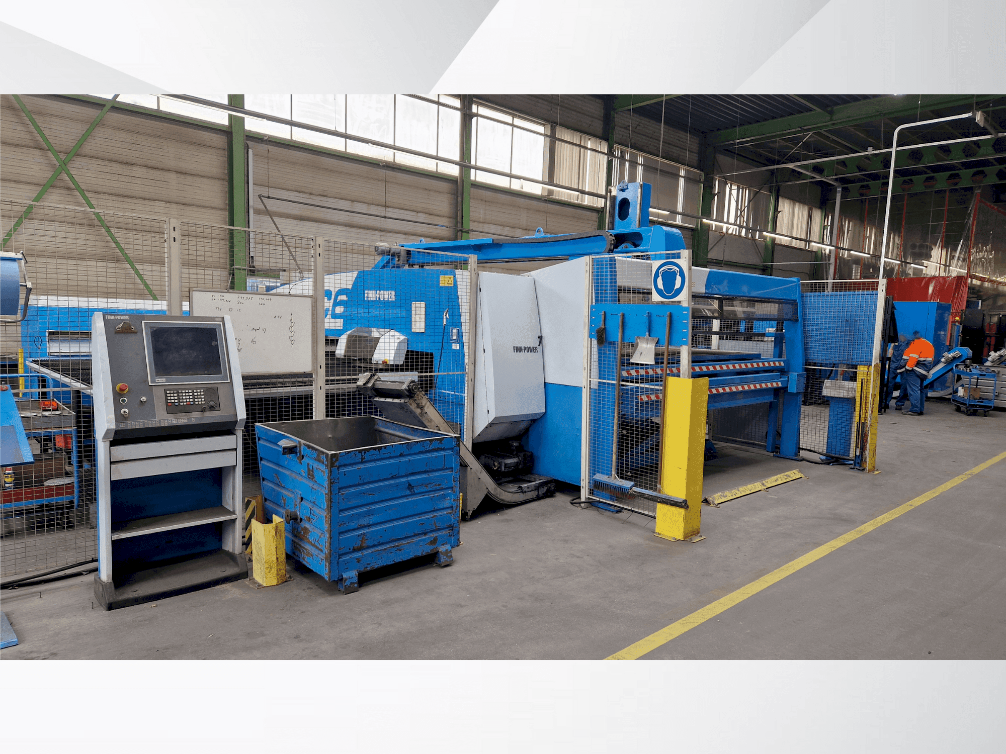 Koneen Finn-Power C6 etunäkymä