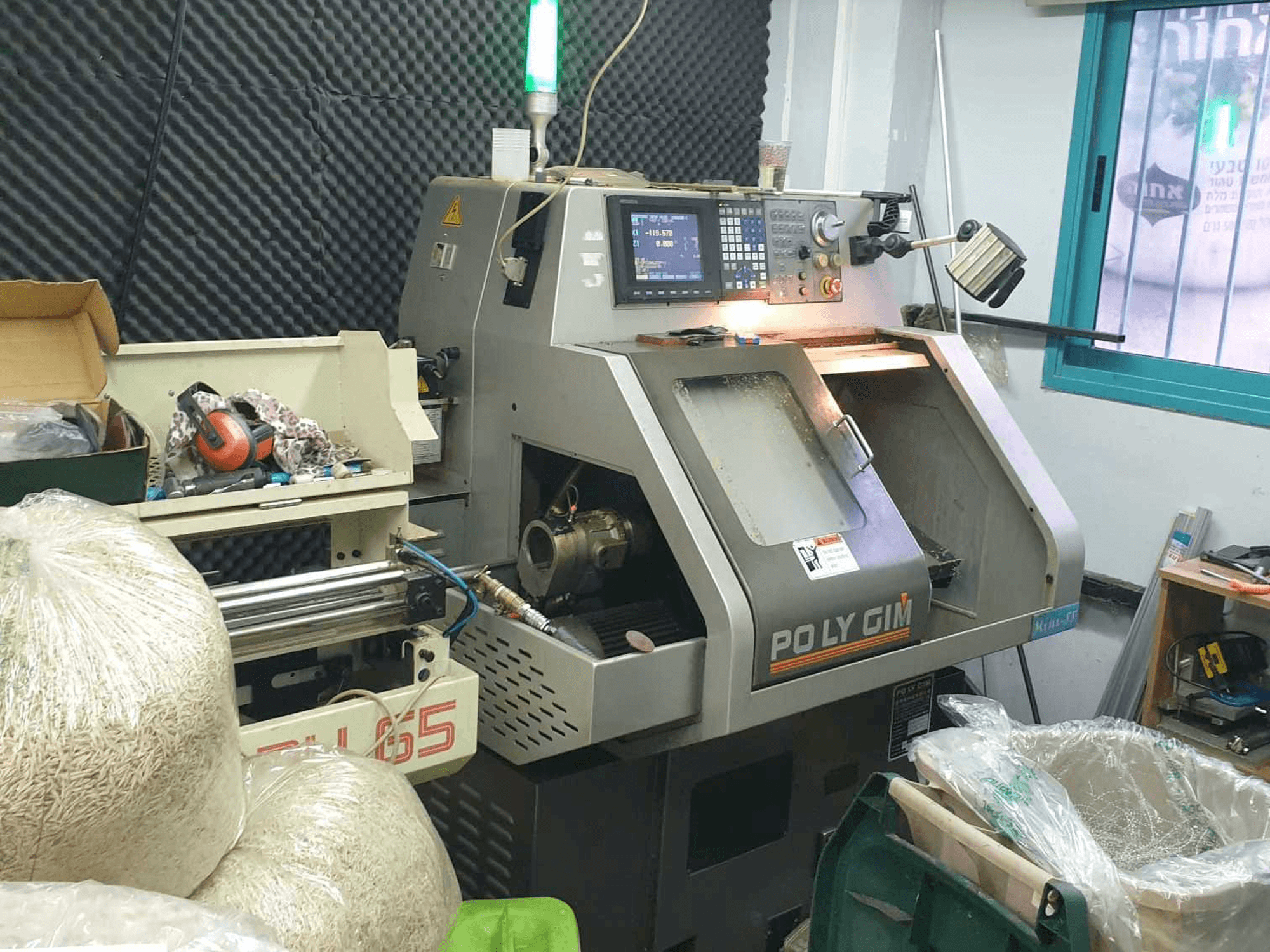 Koneen PO LY GIM Mini-88 etunäkymä