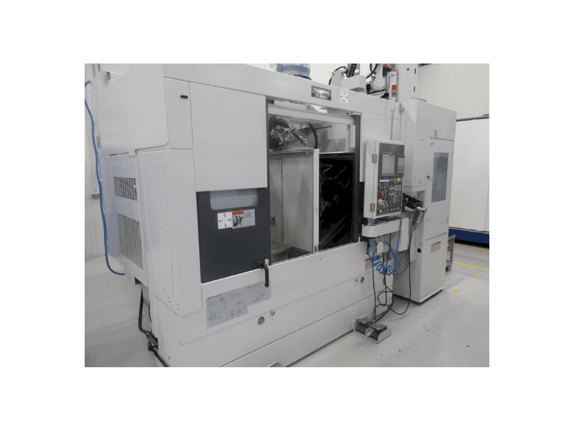 Koneen Takisawa TT-2600G etunäkymä