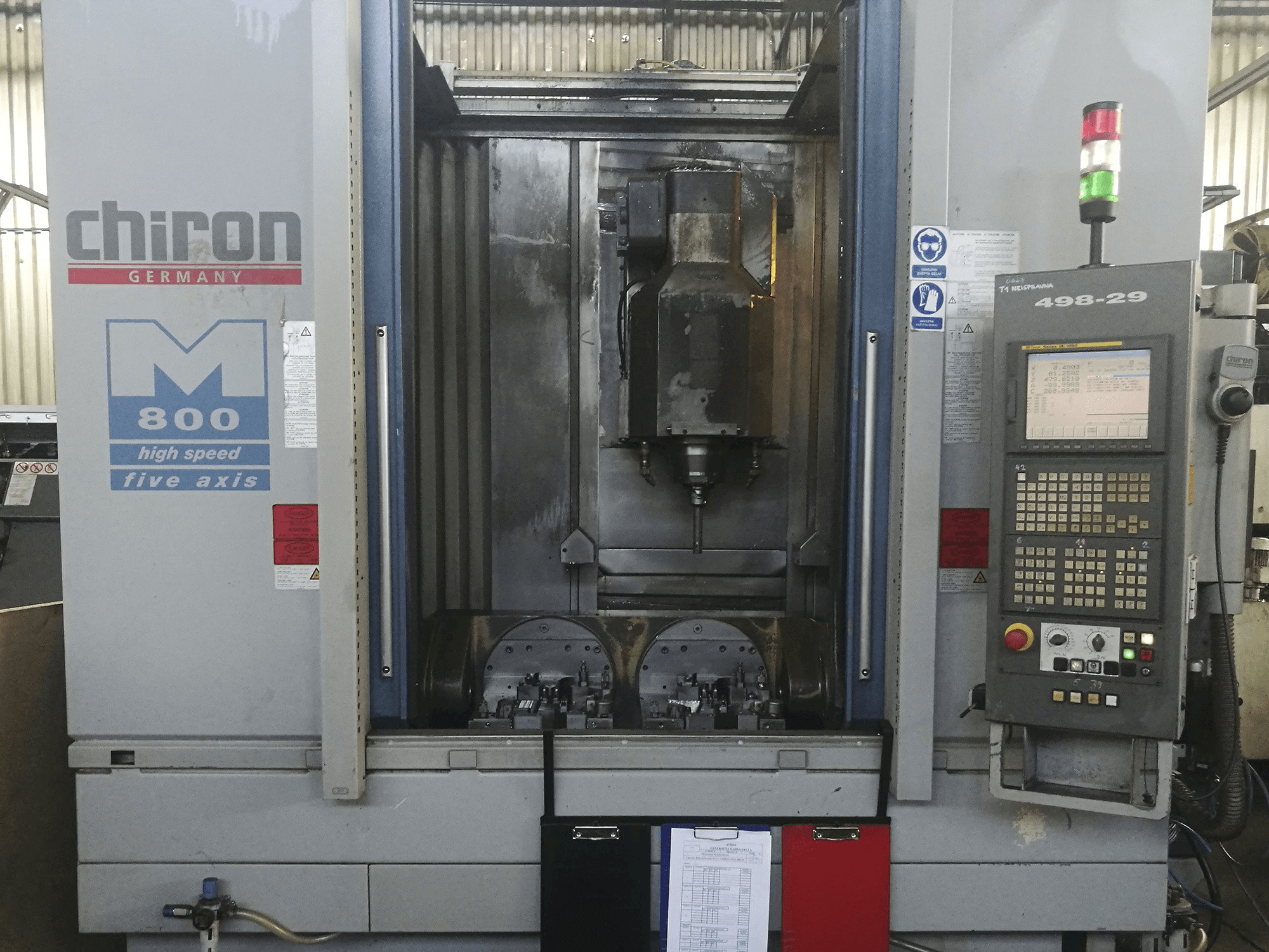 Koneen CHIRON etunäkymä MILL 800