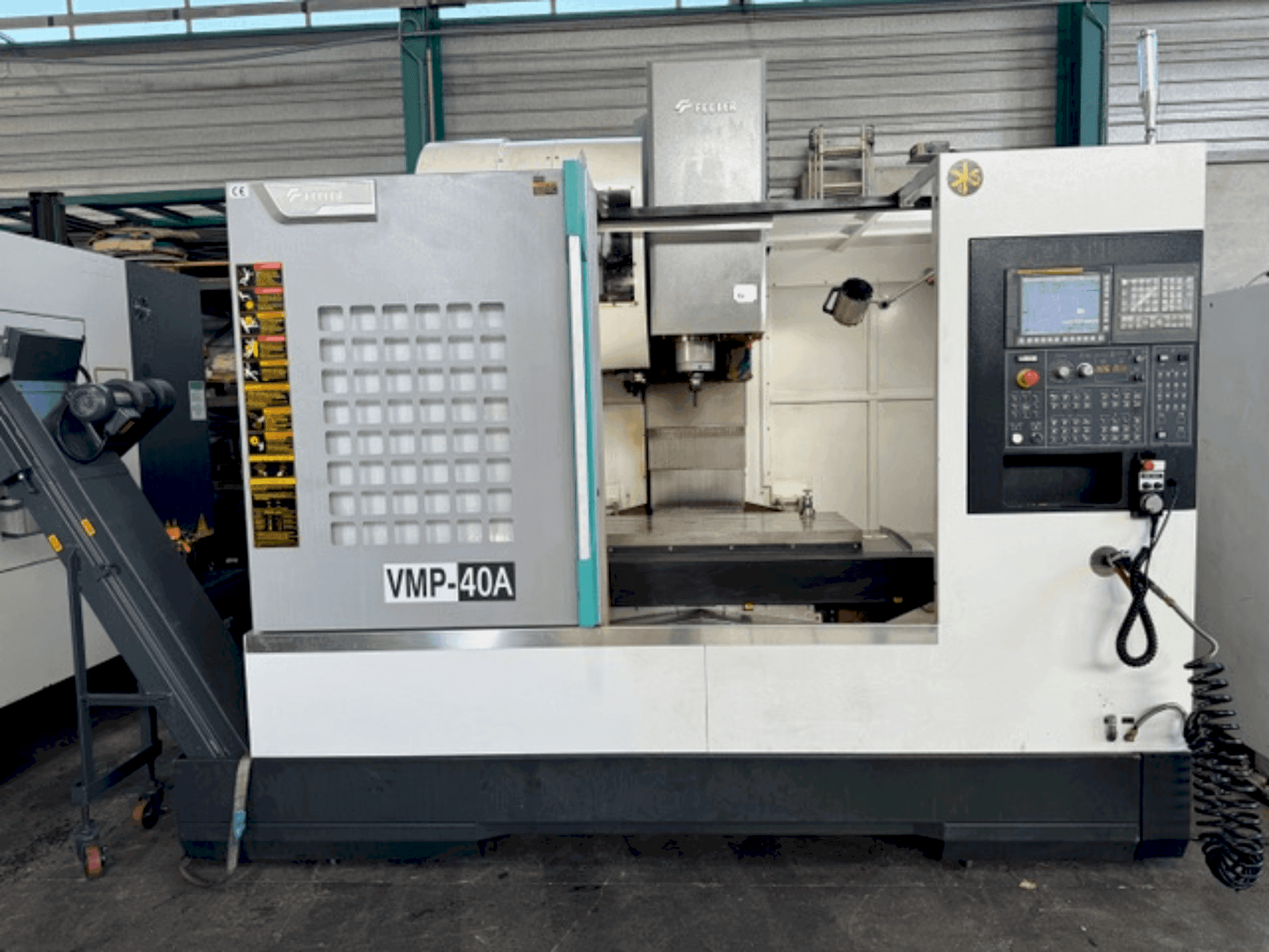 Koneen Feeler VMP40A etunäkymä