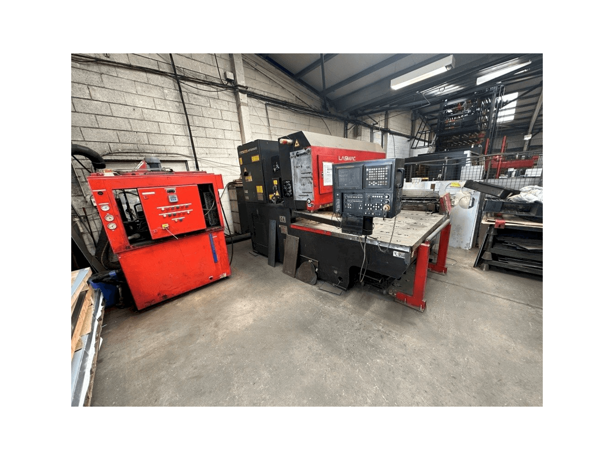 Koneen AMADA Lasmac LC1212A3 etunäkymä